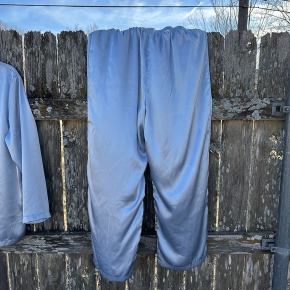 Victoria Secret 2 Piece Sky Baby Blue Satin Pajama Set XL Button Up Top & Pants - Picture 10 of 10